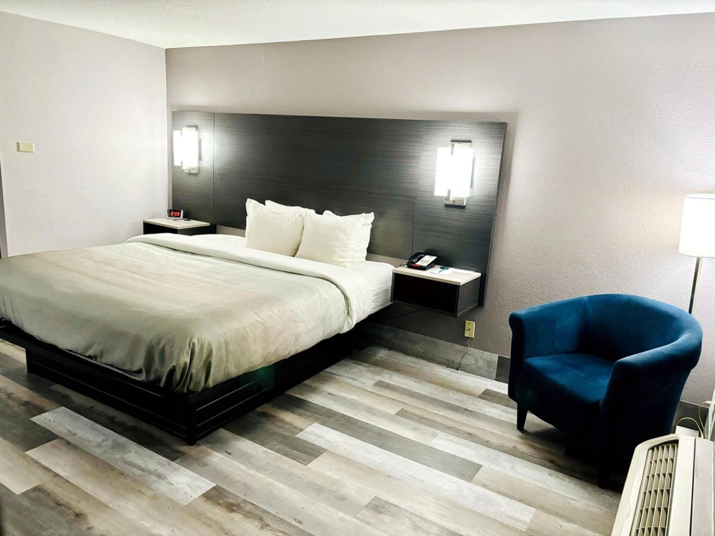 Quality Inn Raynham - Taunton Bagian luar foto