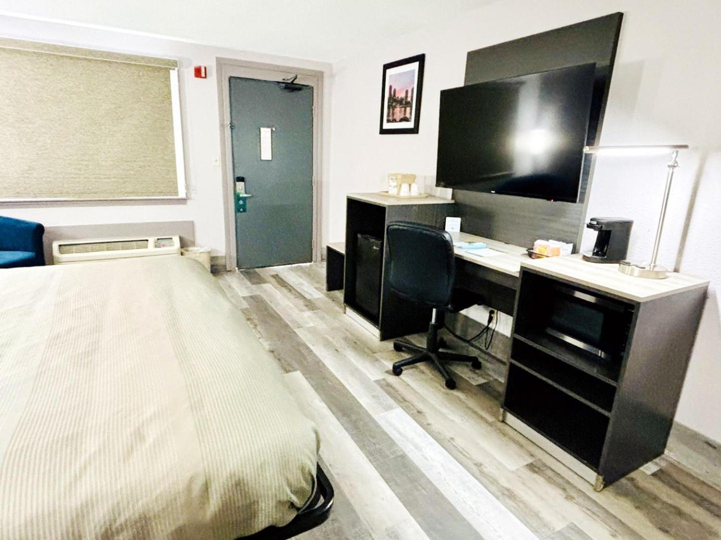 Quality Inn Raynham - Taunton Bagian luar foto