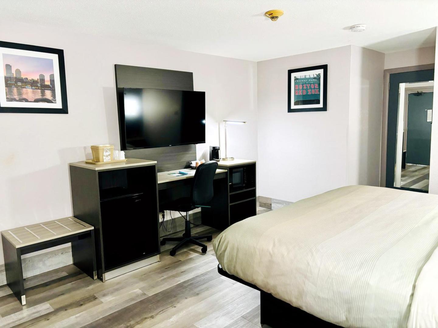 Quality Inn Raynham - Taunton Bagian luar foto