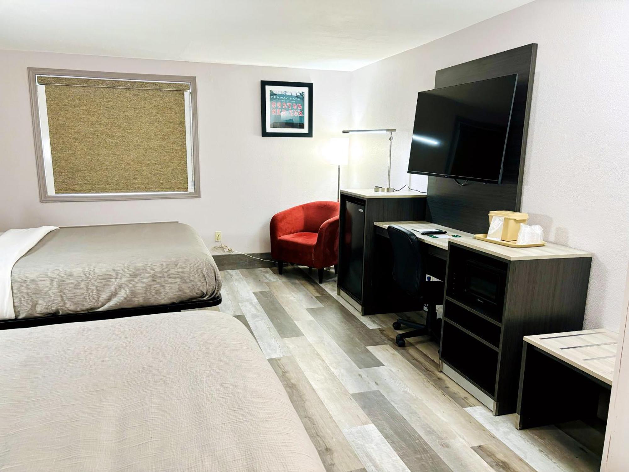 Quality Inn Raynham - Taunton Bagian luar foto